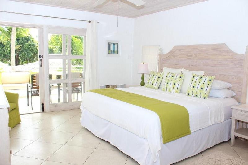 Glitter Bay Hotel Porters Екстериор снимка
